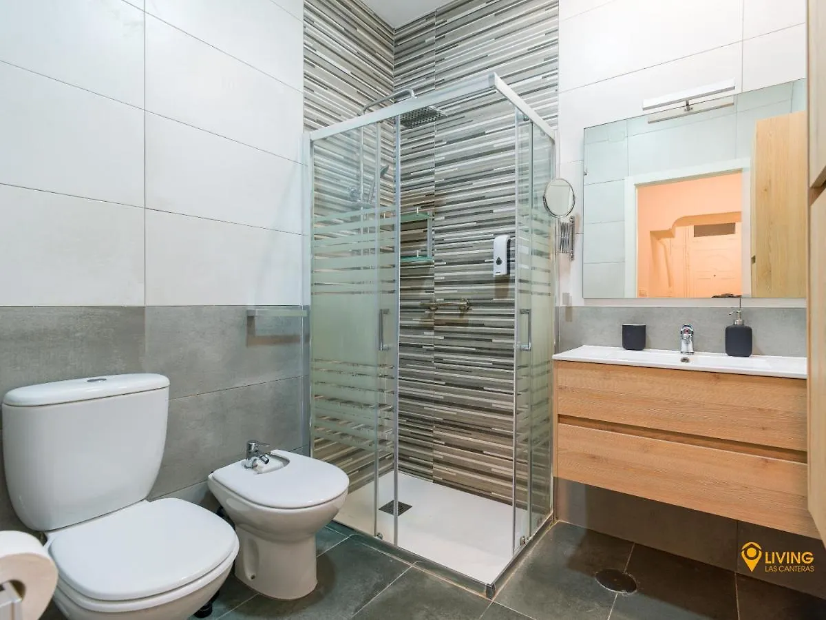 2 Mins From Beach - Workstations - Parking - Bikes Las Palmas de Gran Canaria Spain