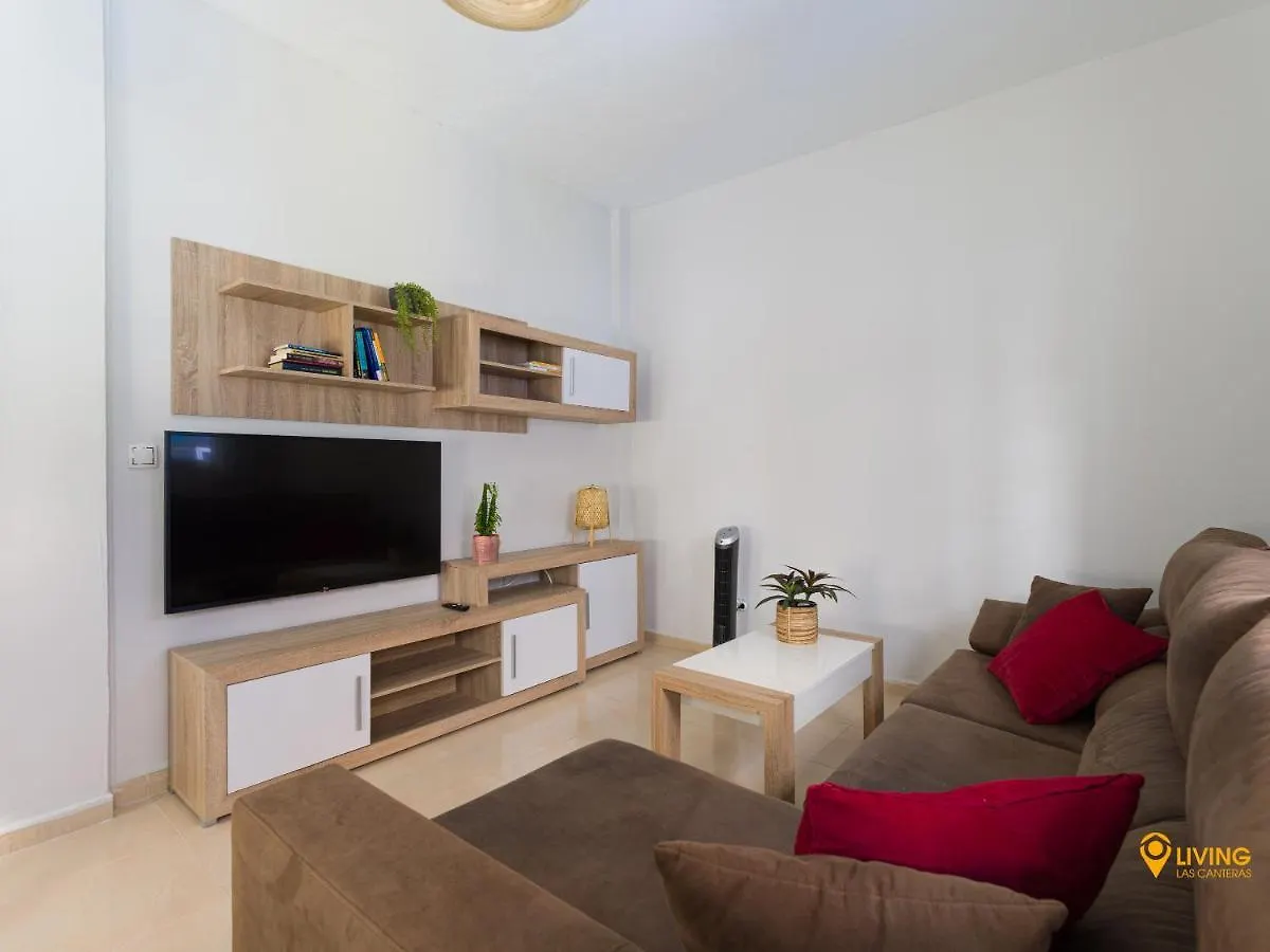 Apartment 2 Mins From Beach - Workstations - Parking - Bikes Las Palmas de Gran Canaria