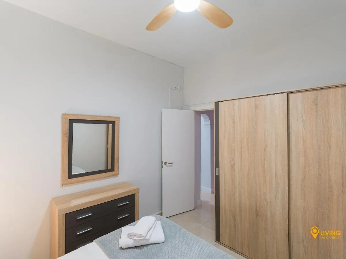 Apartment 2 Mins From Beach - Workstations - Parking - Bikes Las Palmas de Gran Canaria